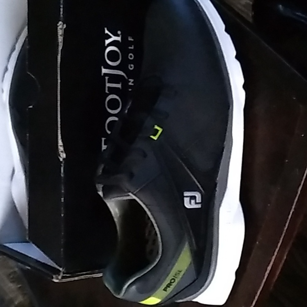 Men's fj pro/sl golf shoes size 8 med
